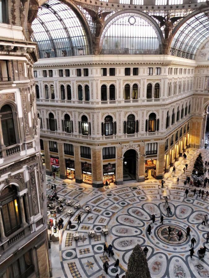 Domus Sibyllina, Galleria Umberto I Napoli Bagian luar foto