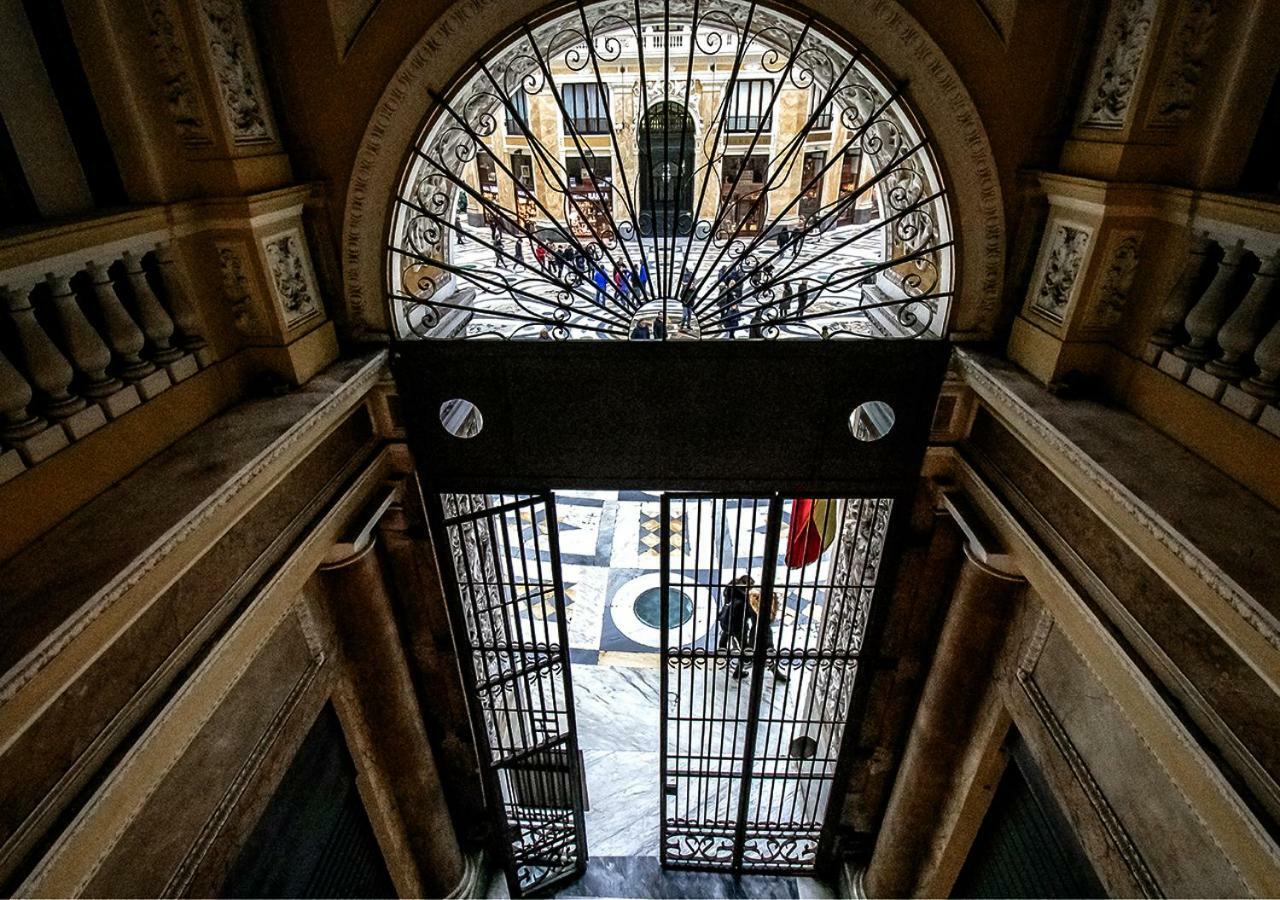 Domus Sibyllina, Galleria Umberto I Napoli Bagian luar foto