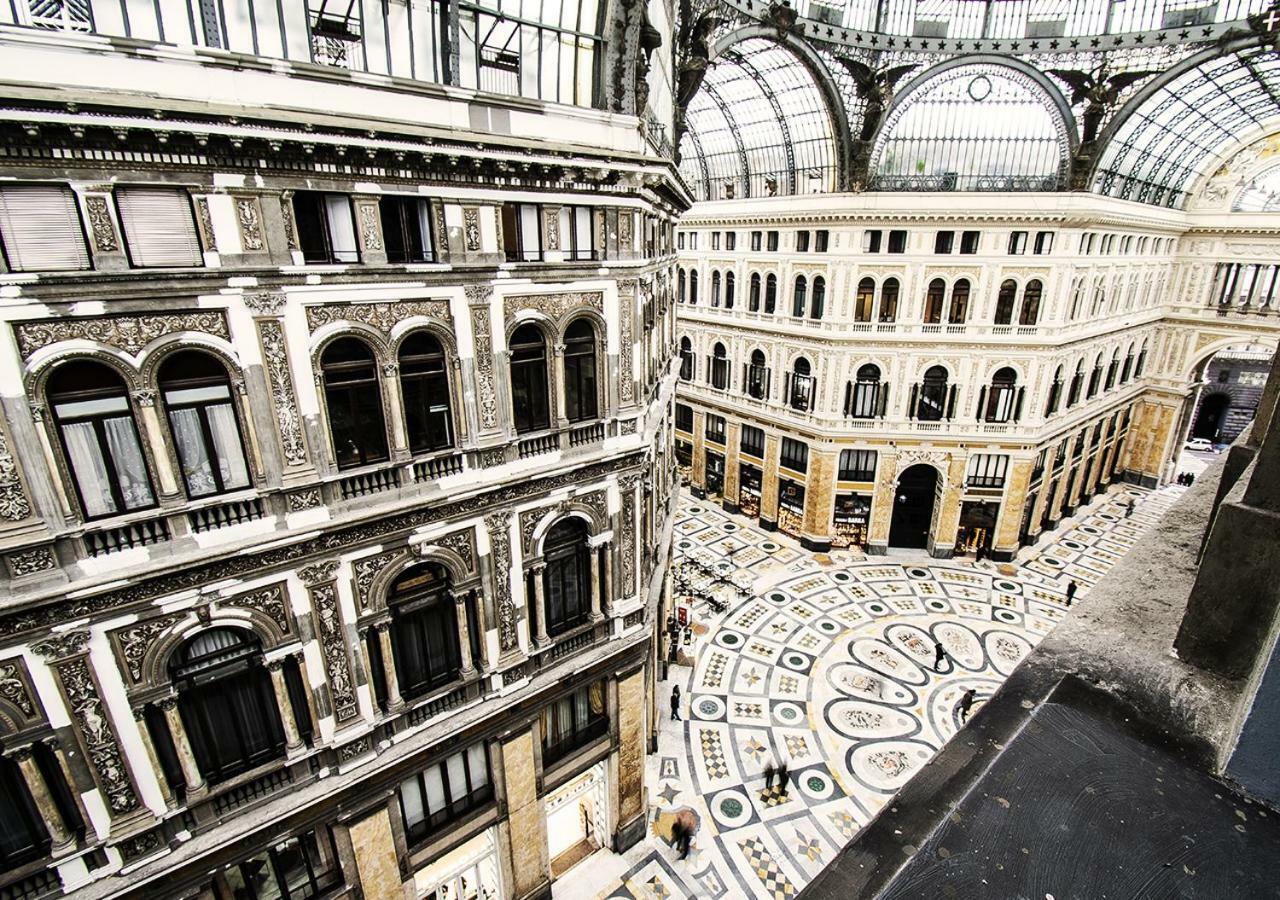 Domus Sibyllina, Galleria Umberto I Napoli Bagian luar foto